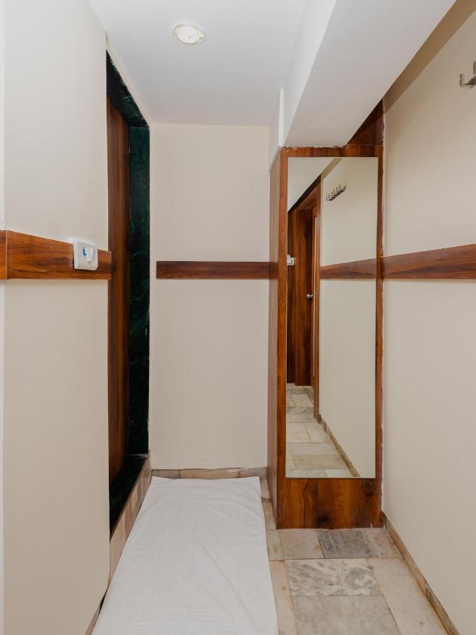 Hotel Kgn Near Cst Railway Station Mumbai And Haj House Mumbai Near Crawford Market Bombay Esterno foto