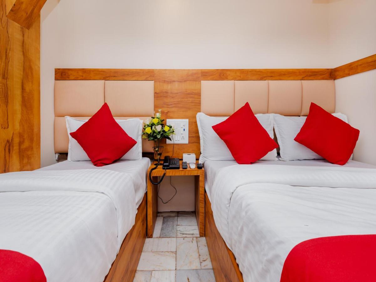 Hotel Kgn Near Cst Railway Station Mumbai And Haj House Mumbai Near Crawford Market Bombay Esterno foto