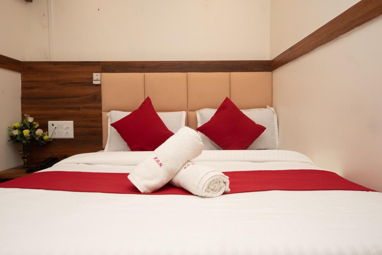 Hotel Kgn Near Cst Railway Station Mumbai And Haj House Mumbai Near Crawford Market Bombay Esterno foto